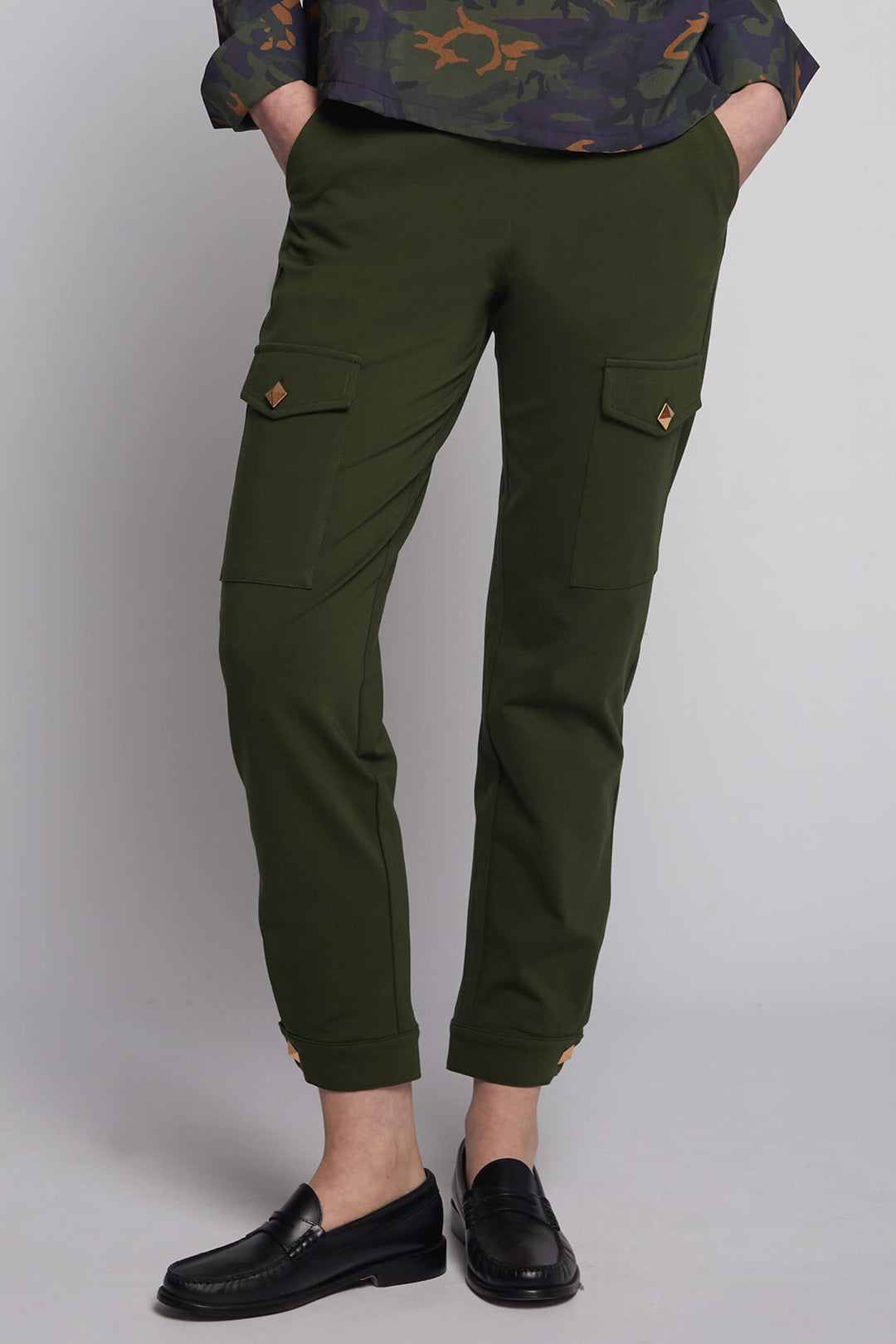 Vilagallo 30803 Khaki Stretch Cargo Trousers - Experience Boutique