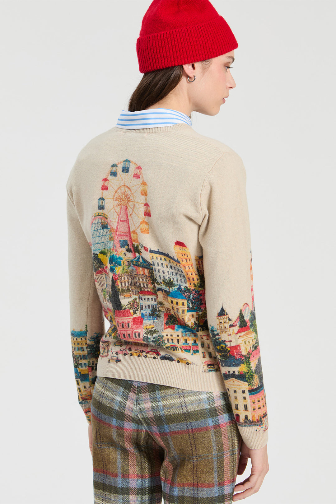 Vilagallo Beige Cityscape Print Jumper 34134, full length