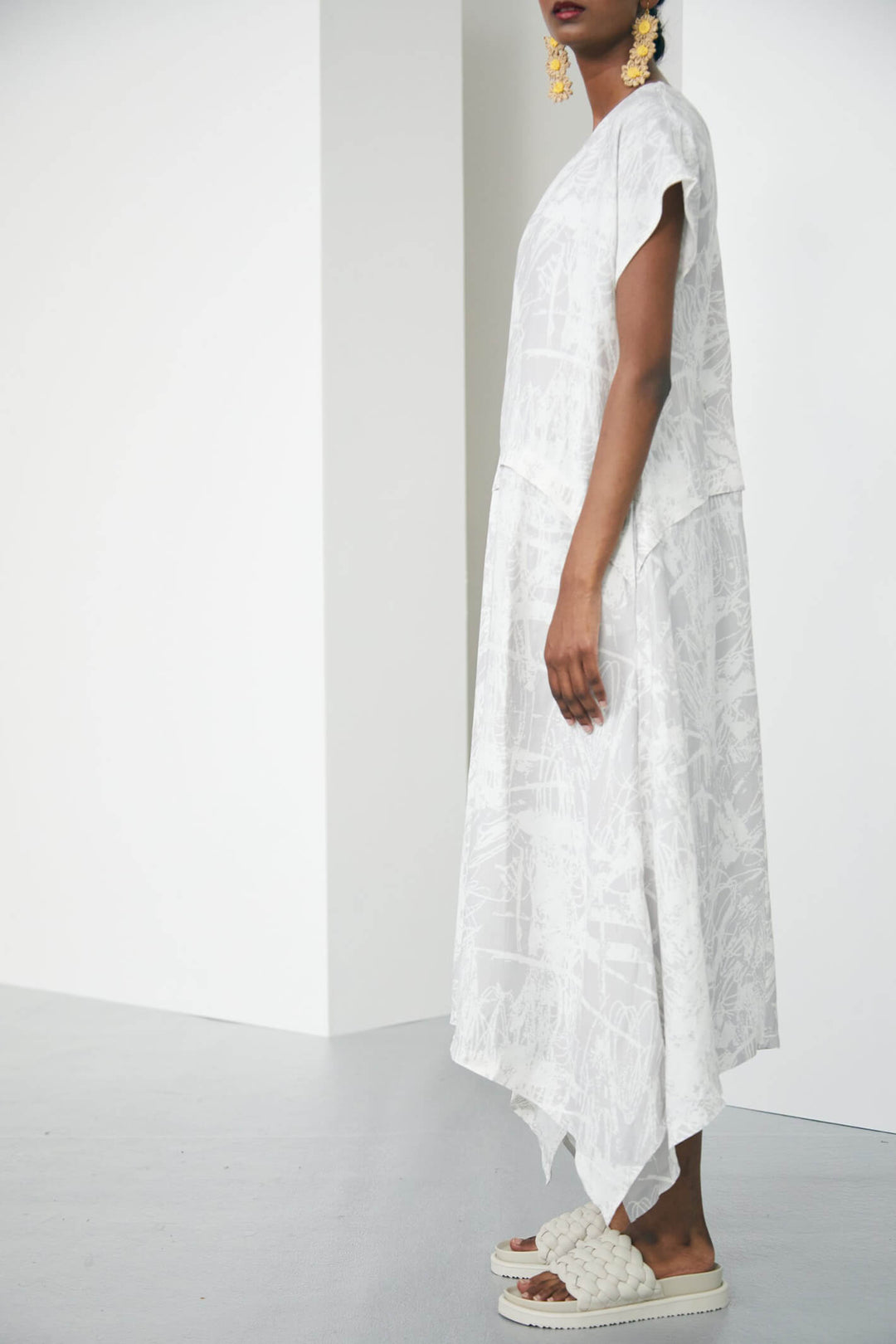 Naya NAS23 250 Stone & White Print Dress