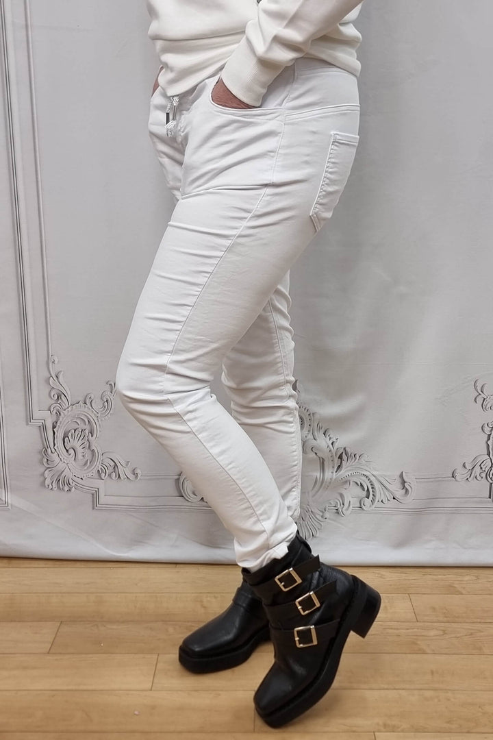 White Magic Stretch Pull-On Jeans