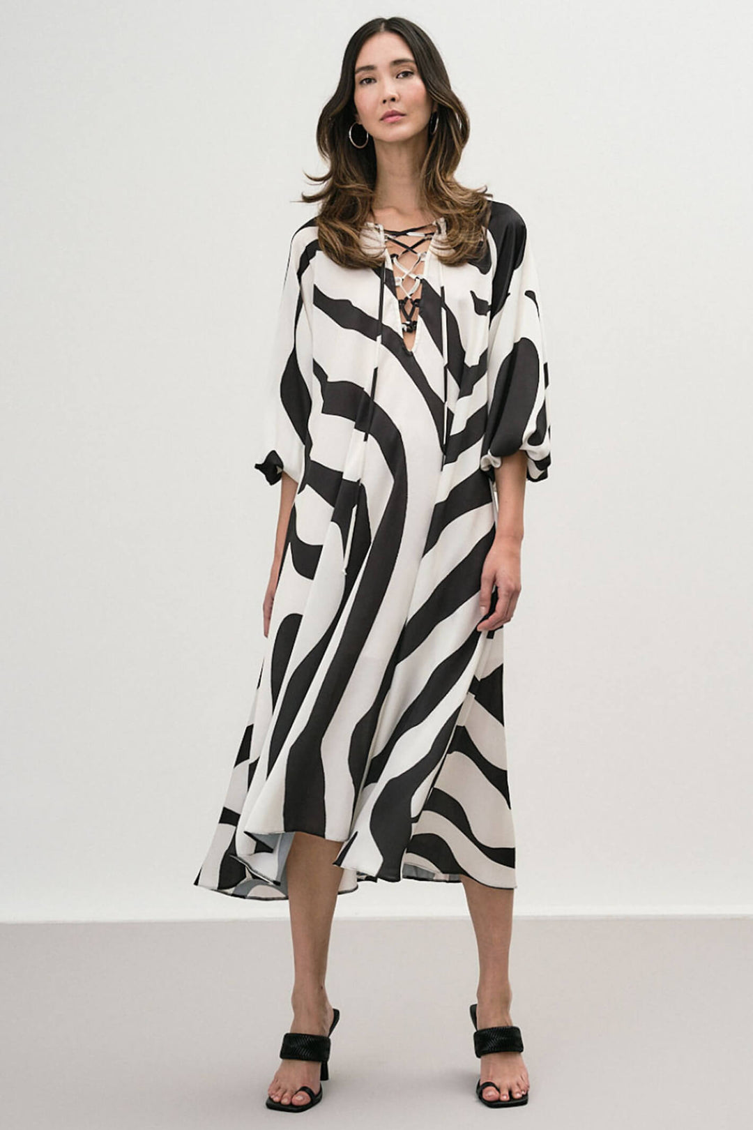 Access Fashion 3324 Black & White Printed Midi Dress - Experience Boutique