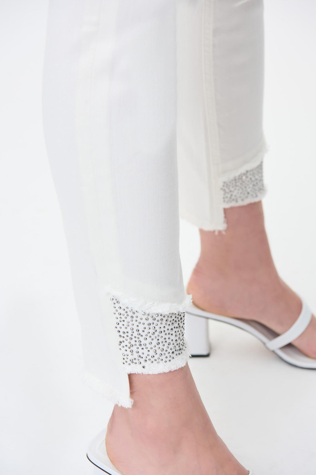 Joseph Ribkoff 221944S Cream Embellished Jeans - Experience Boutique