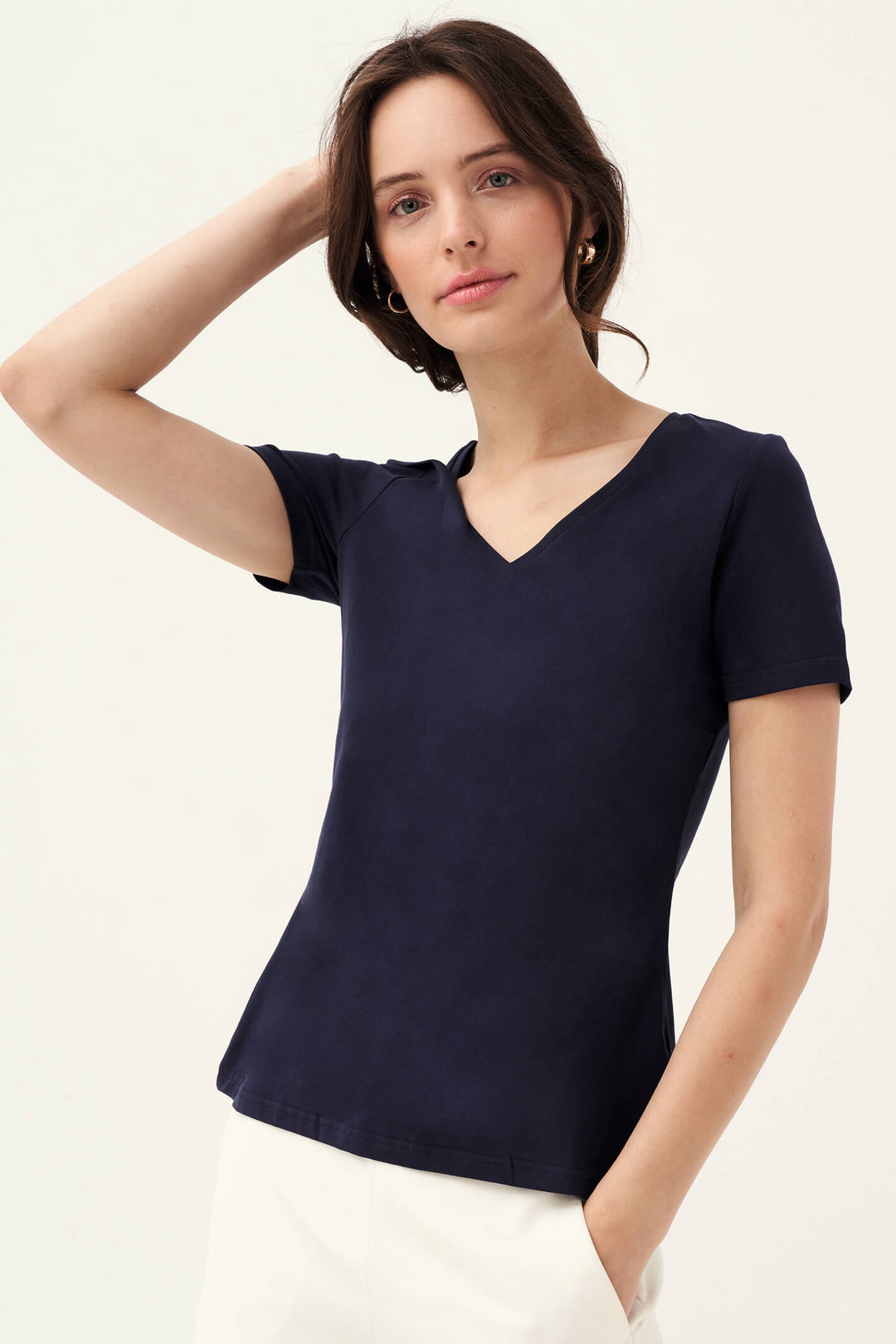 Leo & Ugo TEW966 Navy V-Neck T-Shirt - Experience Boutique